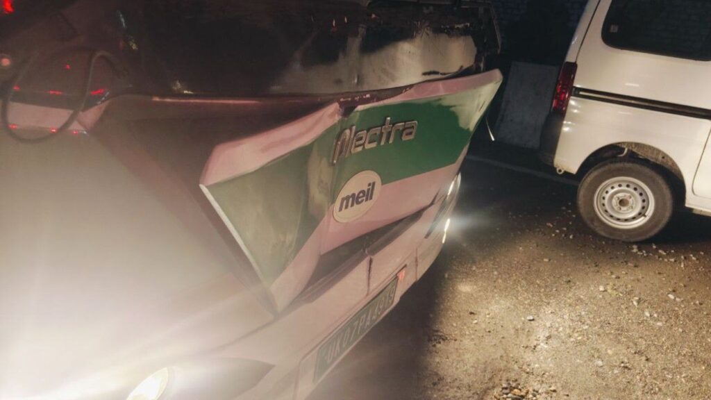 इलेक्ट्रिक बस